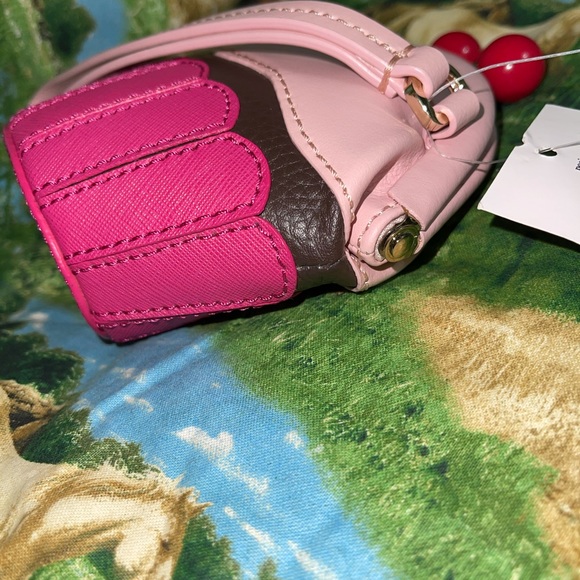 Kate spade cupcake purse - Picture 6 of 11